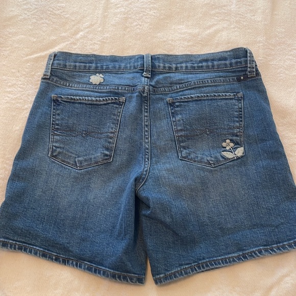 Lucky Brand Blue Jean Shorts Size 8/29 NWOT - Picture 2 of 14
